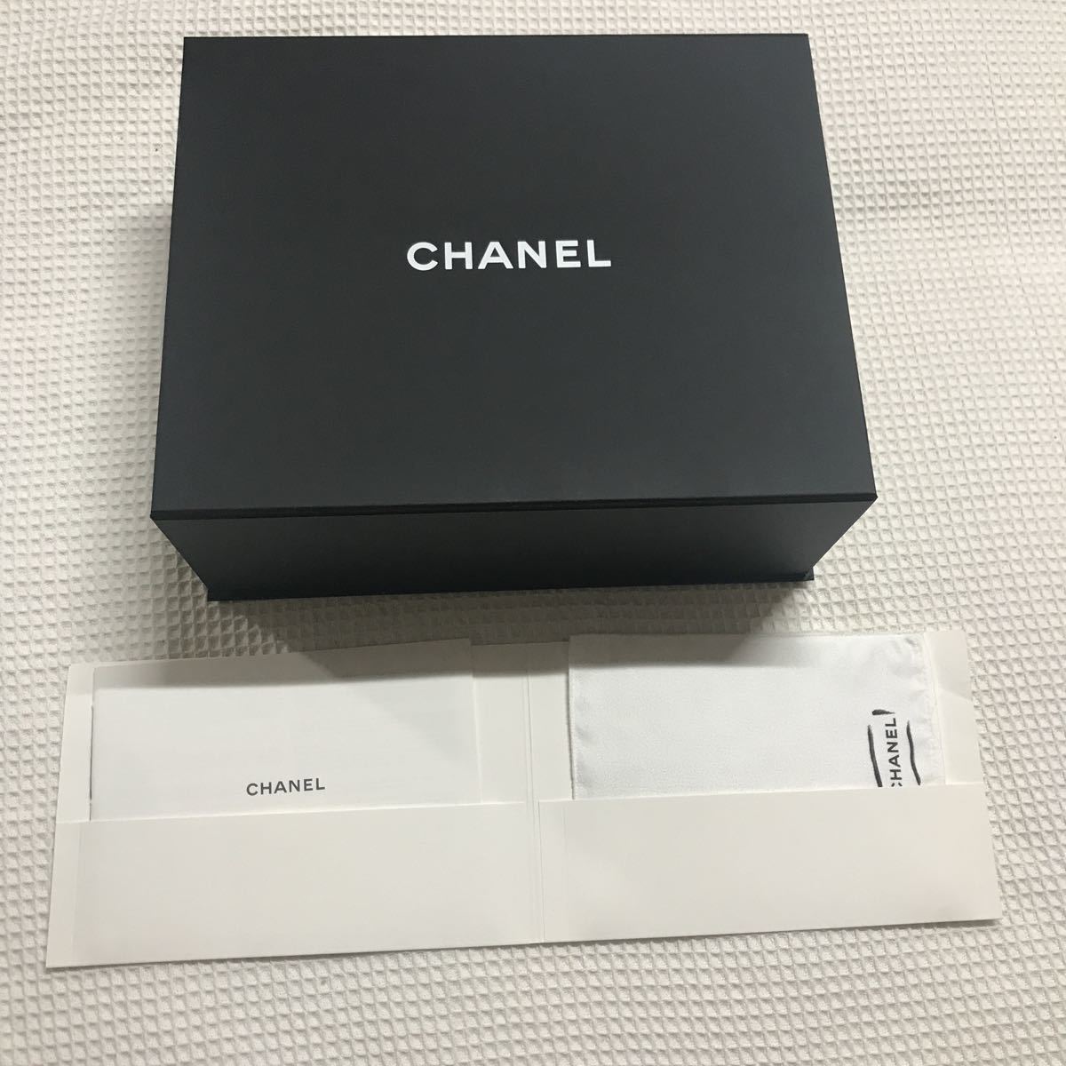 シャネル 空箱 33×27×12.5 マグネット式 付属品 特大 CHANEL バッグ 鞄