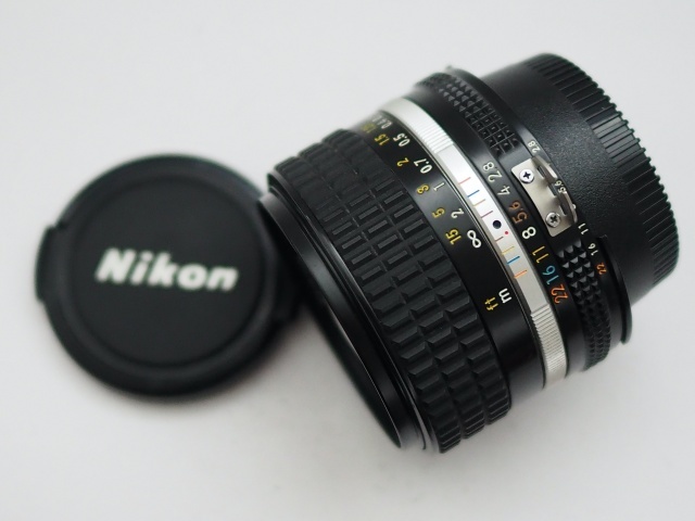 Nikon Ai-s NIKKOR 28mm f2.8 Nikon 28mm f2.8 AI⁄S trouble with