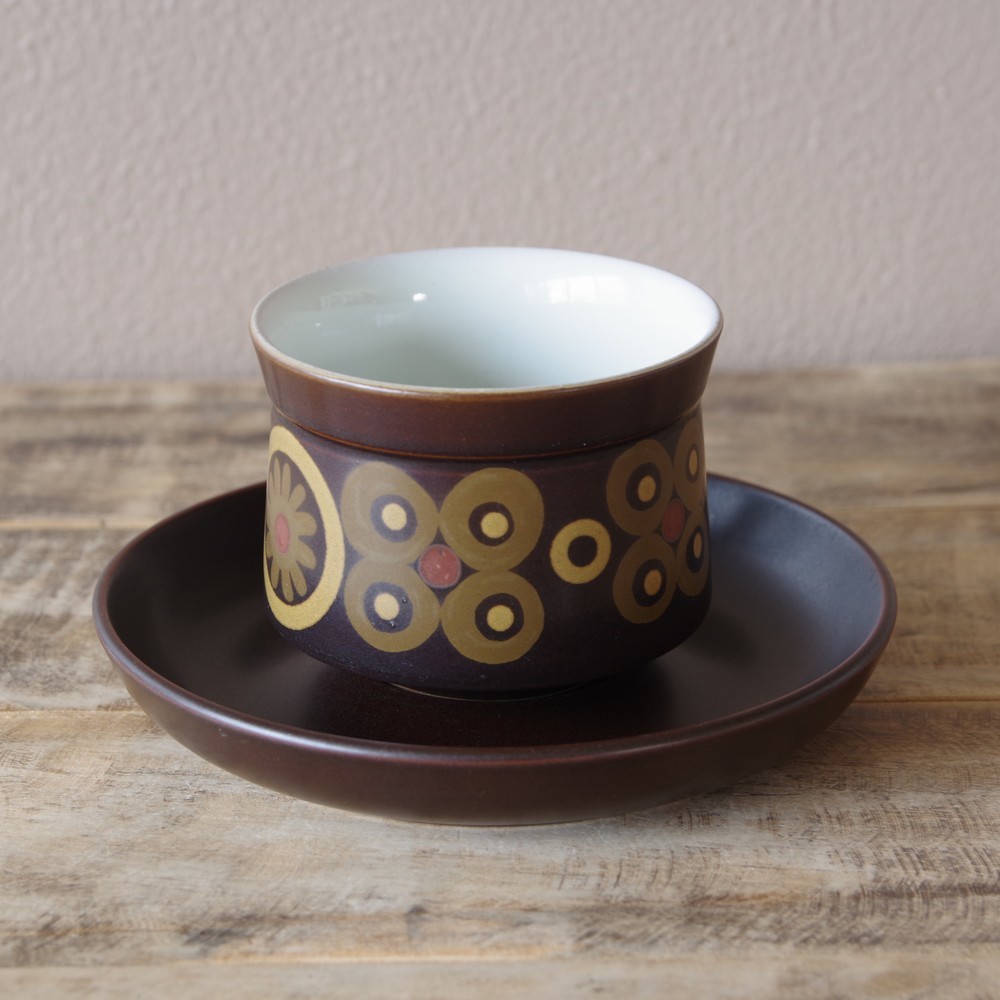 DENBY デンビー Arabesque DENBY(デンビー) Arabesque（アラベスク）ポット・カップ アラベスク ポット (アラベスク)｜ Online MARKET D+E &frasl; IZ44168I☆7点セット カップ&amp;ソーサー イギリスヴィンテージ ボウル