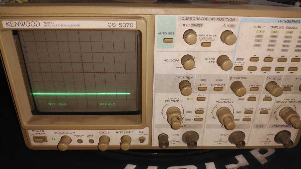 KENWOOD オシロスコープ　CS-5370 です。