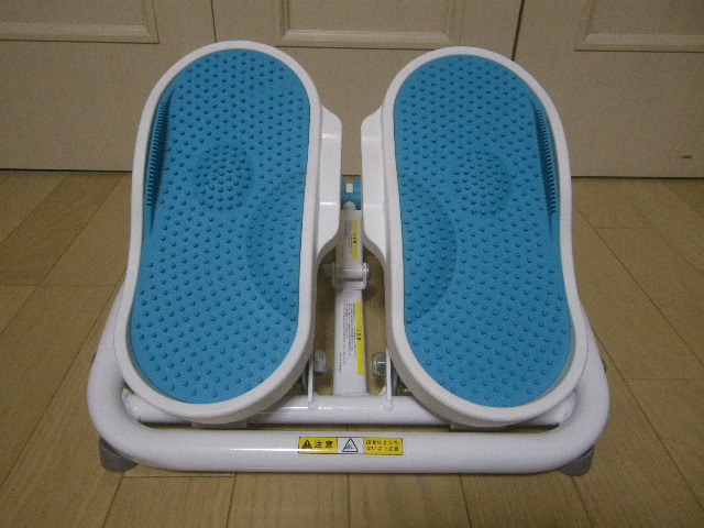 ストレッチステッパー 自宅で簡単！フィットネス│エアロライフ公式オンラインショップ AEROLIFE&frasl;エアロライフ ディノスANAmall店 エアロライフ AEROLIFE 健康と美容を維持するために必要な運動をこれ1台で行えます。 : モーションナビ通常｜nihonchokuhan(日本 LIFE AERO 1台 DR-3180 内転筋コアエクサ DR-3835の評判・口コミは？実際に ストレッチステッパー│DR3835│エアロライフ公式