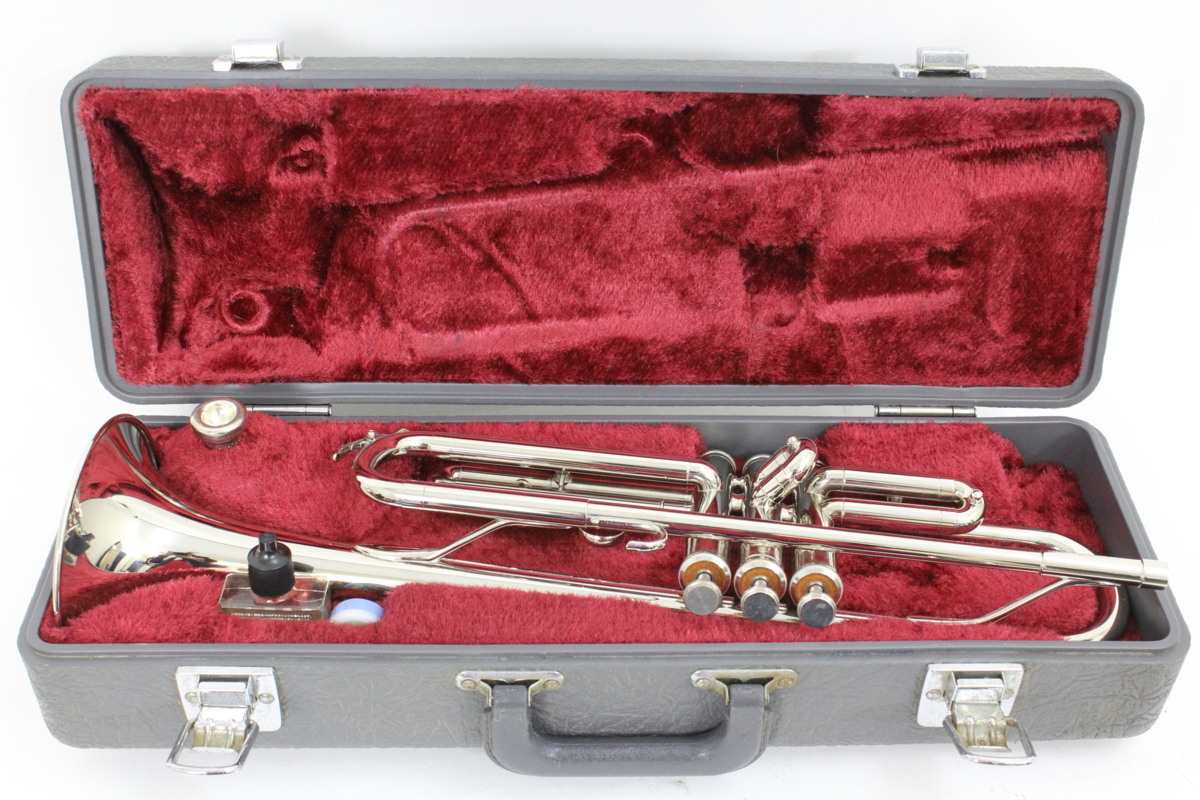 YAMAHA ヤマハ □ トランペット 【YTR-136】□A3679 YAMAHA YTR-136