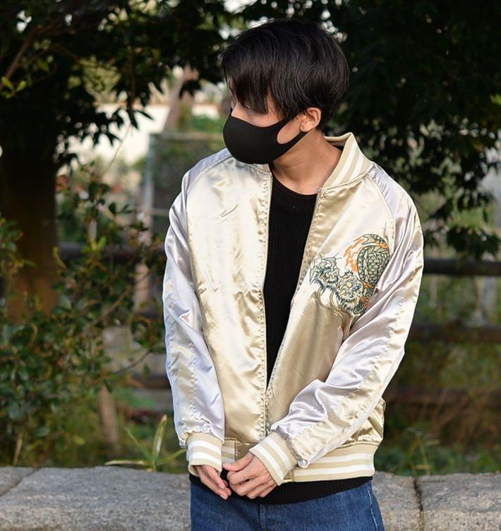 総刺繍 スカジャン メンズ レディース おしゃれ スタジャン サテン ジャンパー 02 龍 ゴールド シルバー L 1円 スタート Lサイズ 売買されたオークション情報 Yahooの商品情報をアーカイブ公開 オークファン Aucfan Com