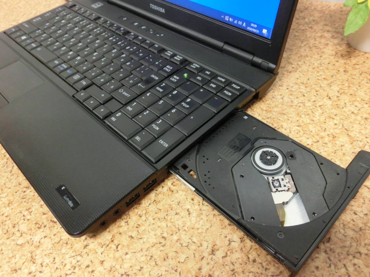 即使用可☆♪第三世代 CPU / HDD 500GB 搭載♪【 TOSHIBA 15型 ノート 