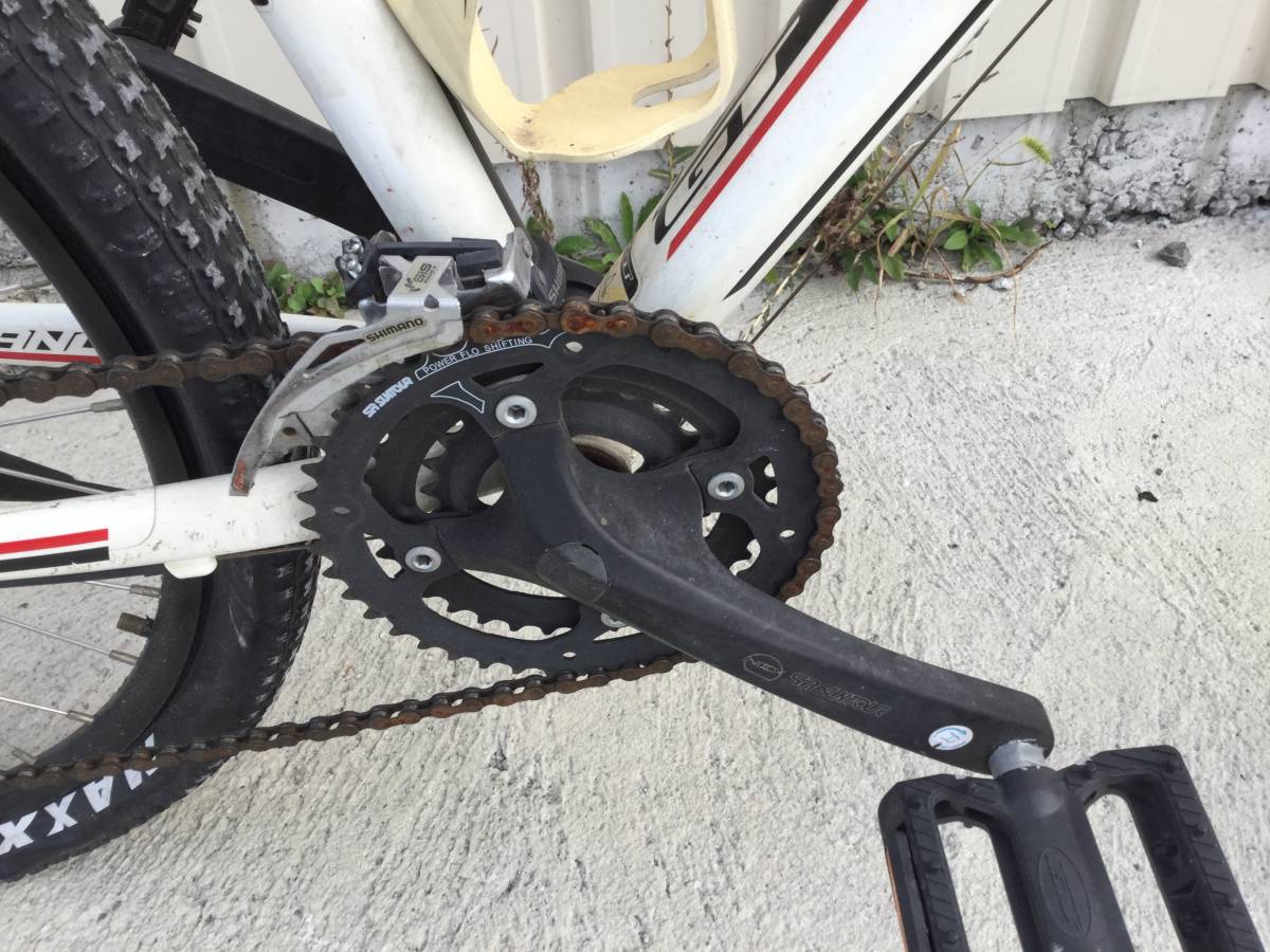 レストアベース車人気のホワイト こような自転車ですで理解ある人