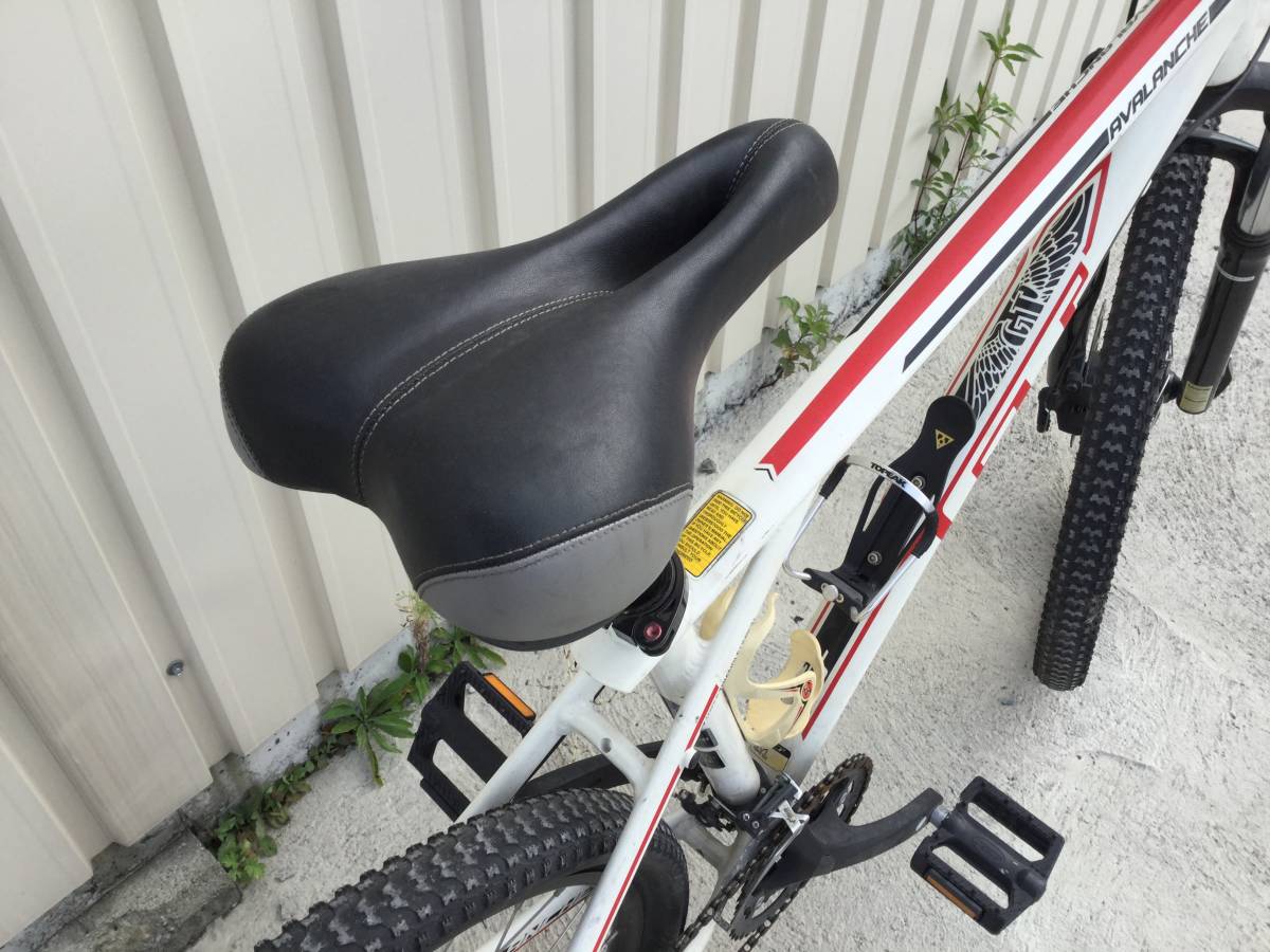 レストアベース車人気のホワイト こような自転車ですで理解ある人