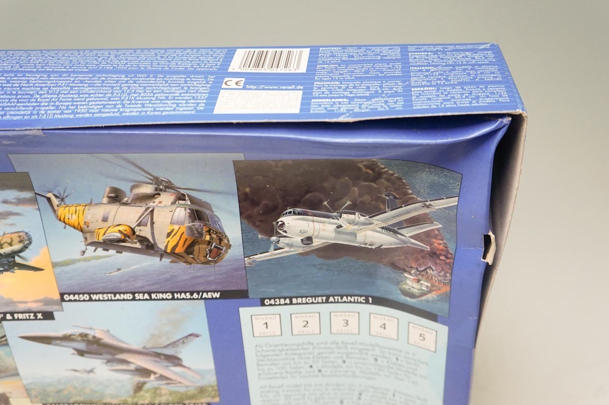 Mustang Revell - 1⁄32 Phantom 04726 P-51D Motorized F-51D⁄P-51K Scale