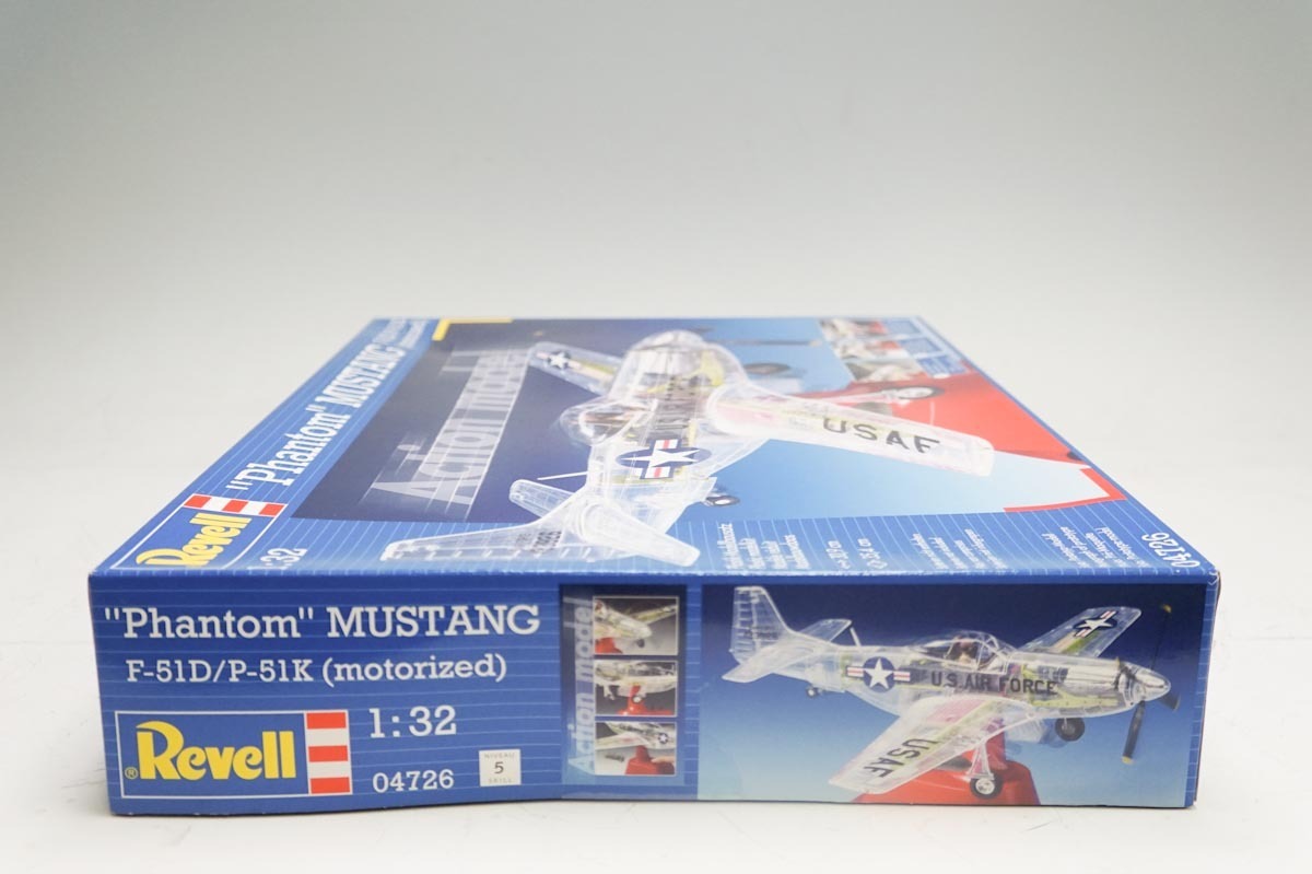 Mustang Revell - 1⁄32 Phantom 04726 P-51D Motorized F-51D⁄P-51K Scale