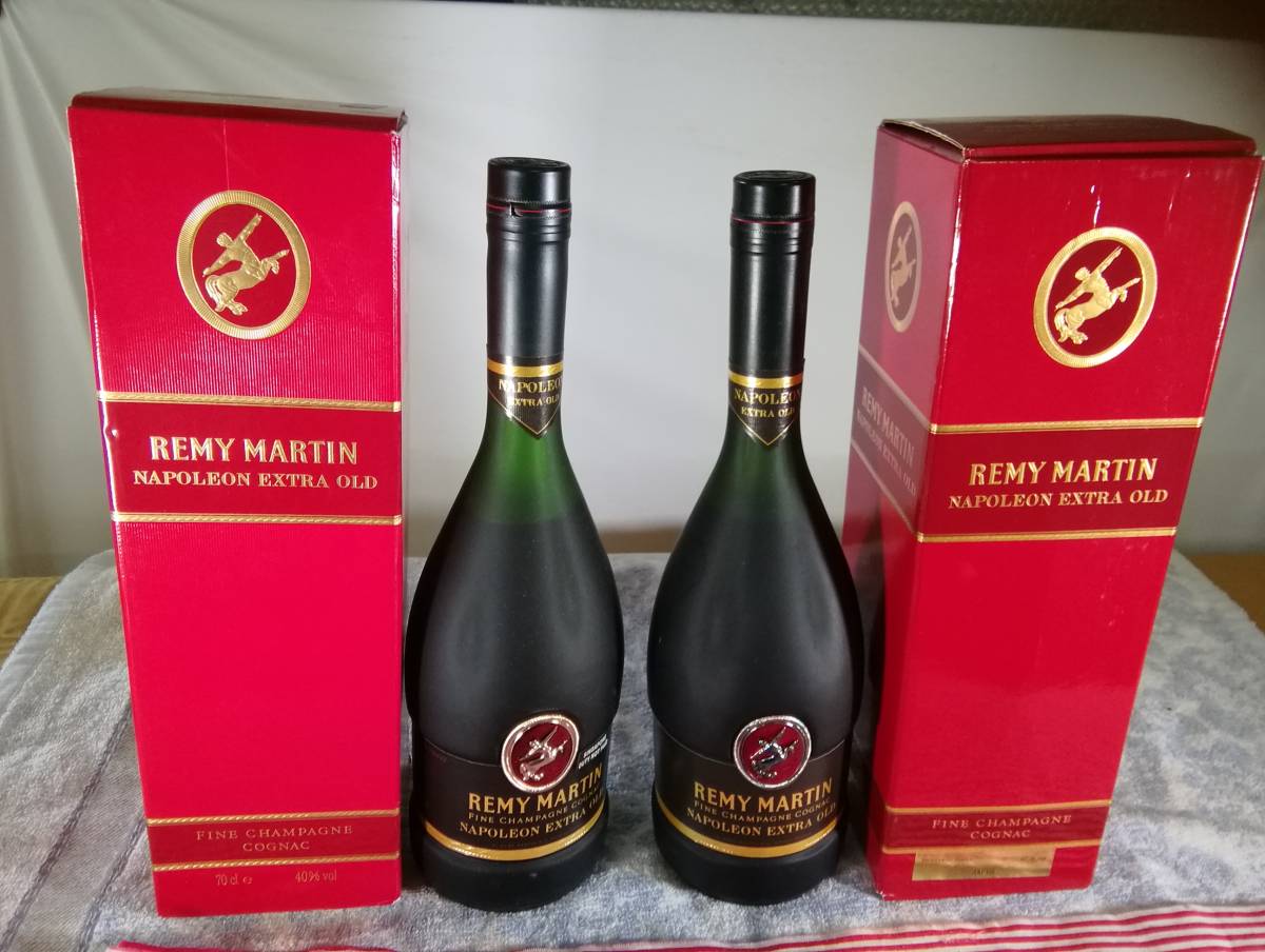 定番人気，SALE MTH2605 古酒 REMY MARTIN レミーマルタン NAPOLEON 700ml 2本おまとめ 洋酒 外箱 未開栓(レミーマルタン)｜売買されたオークション情報、yahooの商品情報をアーカイブ公開 - オークファン コニャック
