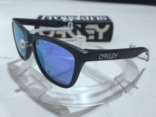 正規品，安い 追加偏光レンズ付き OAKLEY FROGSKINS オークリー フロッグスキン ICE BLUE IRIDIUM POLARIZED アイスブルー ポラライズド サングラス(セル、プラスチックフレーム)｜売買されたオークション情報、yahoo セル、プラスチックフレーム