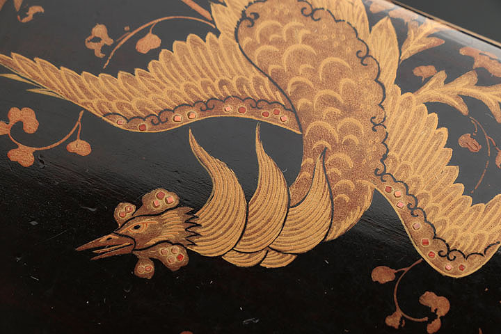 CQ222 時代物 木地 黒内朱桐鳳凰蒔絵菓子重・内朱黒漆桐樹鳳凰金蒔絵重箱・蒔絵雛四段重 高さ17cm 木箱附