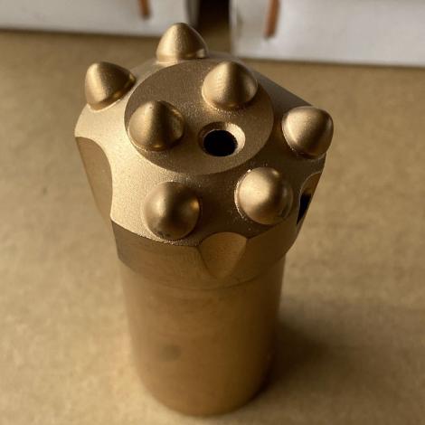 最安値，本物保証 19-32mm テーパービット ボタンビット バリスティクビット バインビット 鑿岩機用 &phi;32ビット 石材工具 建設工具 10個おまとめ(エアーツール)｜売買されたオークション情報、yahooの商品情報 その他