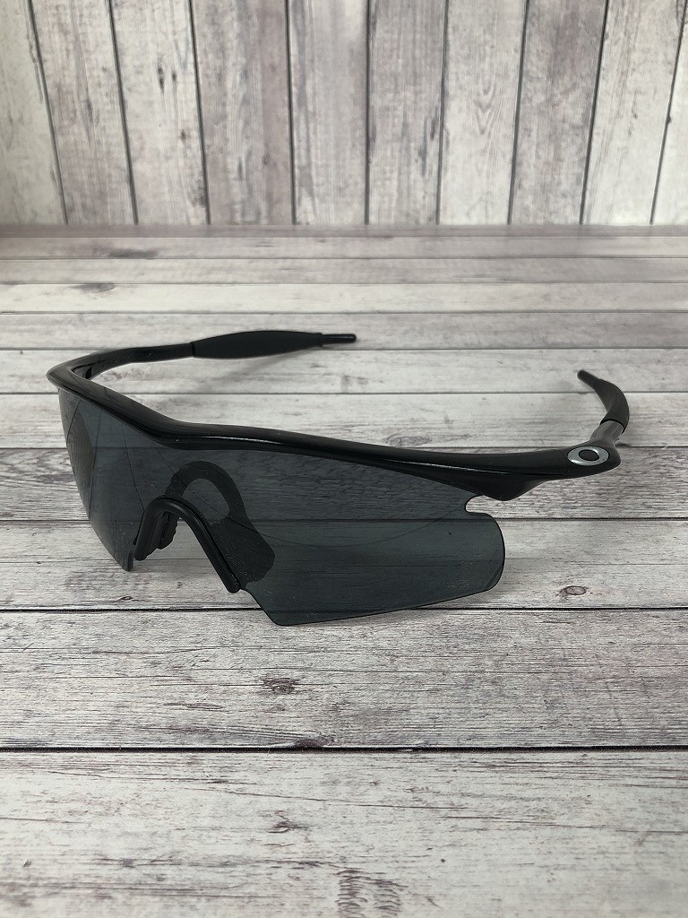オークリー Oakley M FRAME サングラス アイウェア 黒 レンズに傷アリ