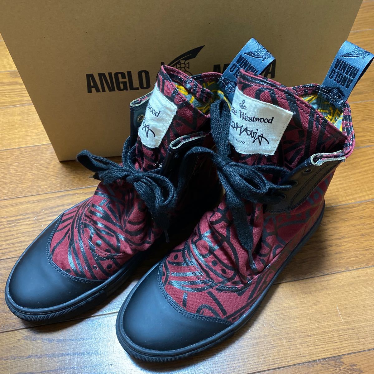 美品☆ Vivienne Westwood ANGLOMANIAヴィヴィアンウエストウッド 