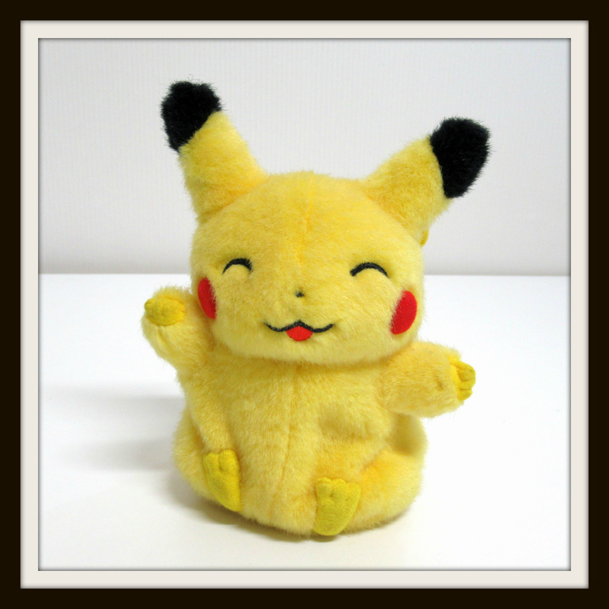 タカラトミー ピカチュウぬいぐるみ 初期 レア希少 最適な材料