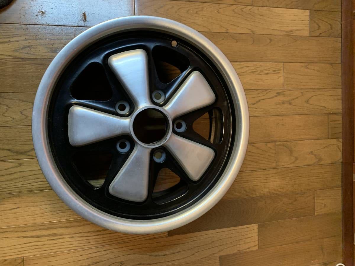 ポルシェを象徴するフックスホイール、その魅力 | ポルシェ専門店 