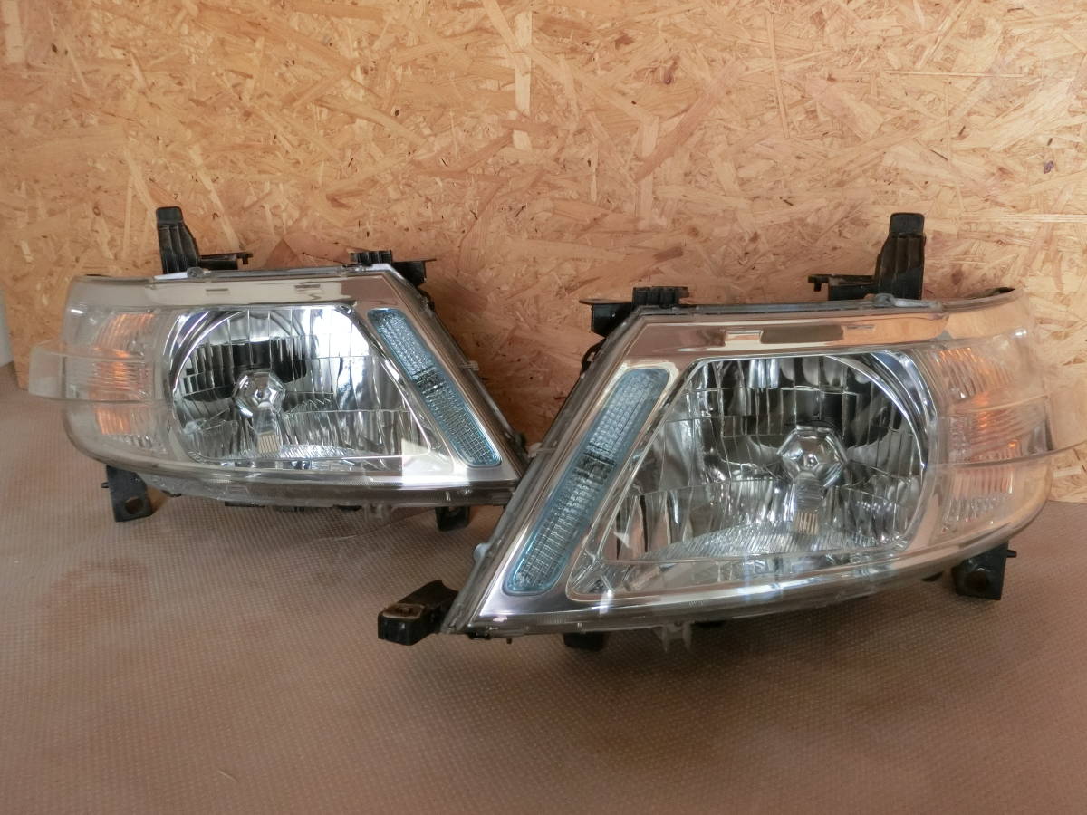 セレナ C25 ハイウェイスター 前期 純正 HID キセノン ヘッドライト