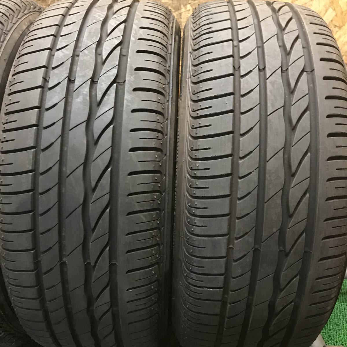 Bridgestone ER300 Turanza 205⁄55R16 Tire R16 91W | 91V - 205⁄55