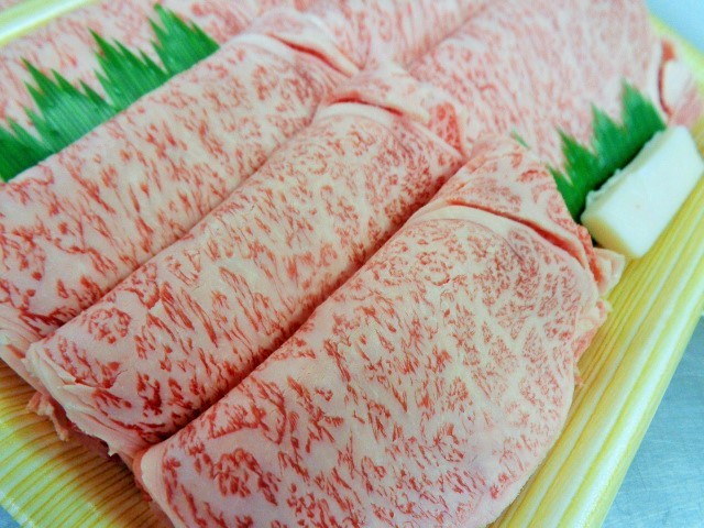 北海道A５牝　超特肩リブロースすき焼き　３ｋｇ　（111）　