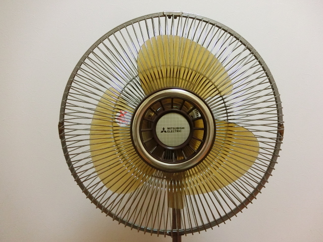 アンティーク/レトロ/三菱電機/R30-DV/扇風機 稼働品 昭和レトロ 当時物 三菱R30-DV 赤黒木目 扇風機 最上級グレード 3時間