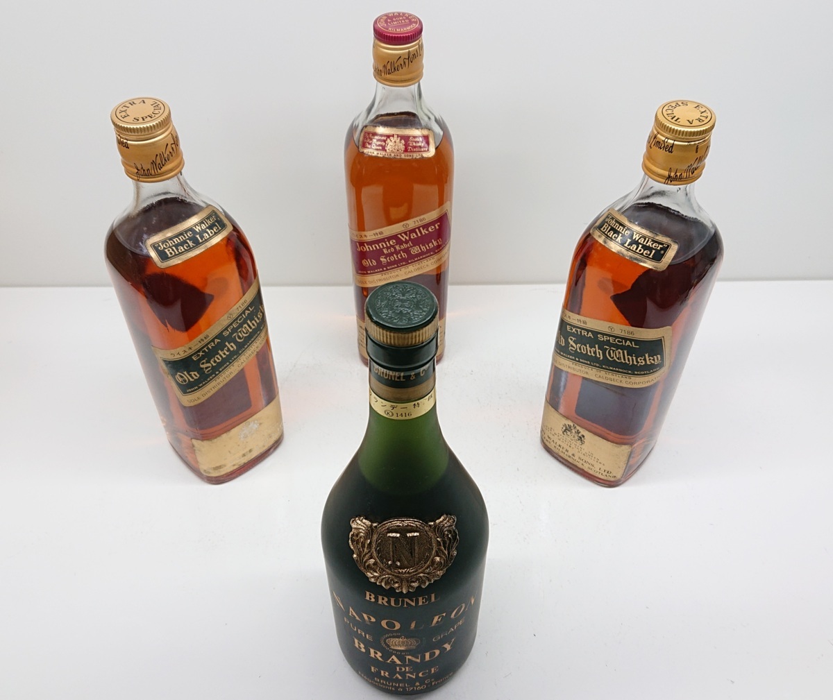 古酒・未開栓ウイスキー 4本ジョニーウォーカー ブランデー ウイスキー