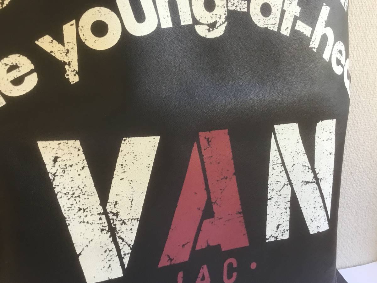 VAN Jacket（バッグ）のフリマアイテム一覧