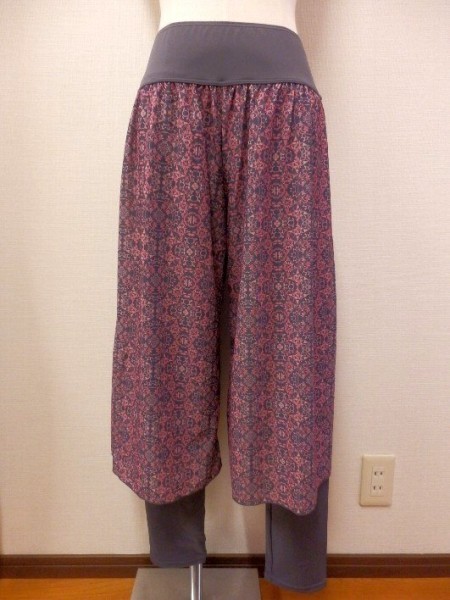  003H17 welcomfo chacott レイヤードガウチョパンツ ピンク&times;グレー Ｌサイズ チャコット(その他)｜売買されたオークション情報、yahooの商品情報をアーカイブ公開 - オークファン その他