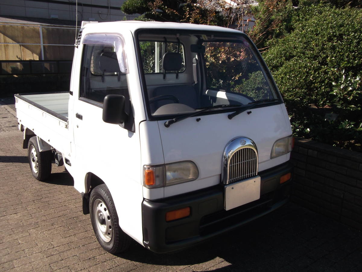 スバル サンバートラック 4WD 5速マニュアル TB マニュアル（MT 