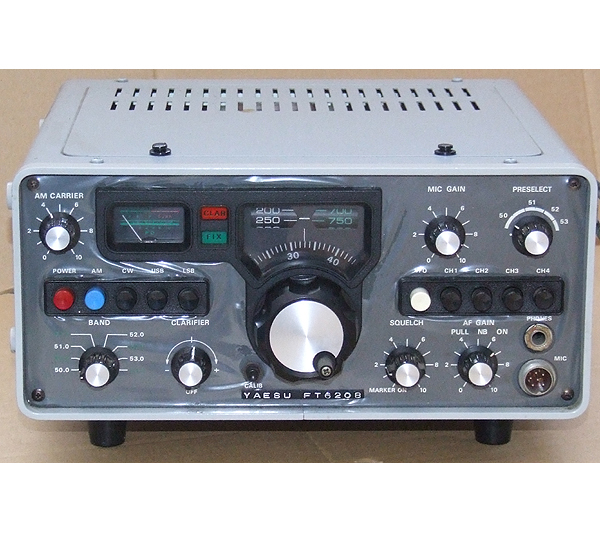YAESU FT-620 VHF SSBトランシーバー◇ジャンク品 YAESU⁄八重洲無線