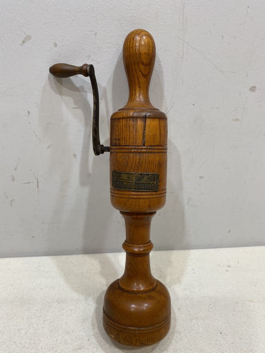新田 珍品 戦前 肩たたき 木製 新案特許第二六二六四 アンティーク