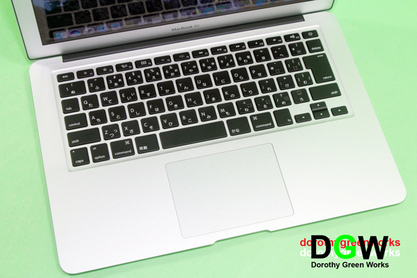 美品3! MQD42J/A 2017年モデル MacBook Air 13.3” Core i5 DC1.8GHz 8GB