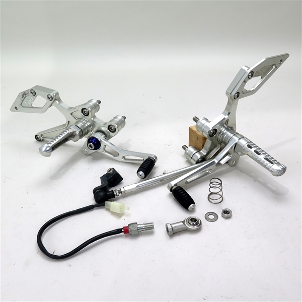 ♪ZX-14/ZZR1400 チームアダチ バックステップ(K1021A08) 10年式/北米