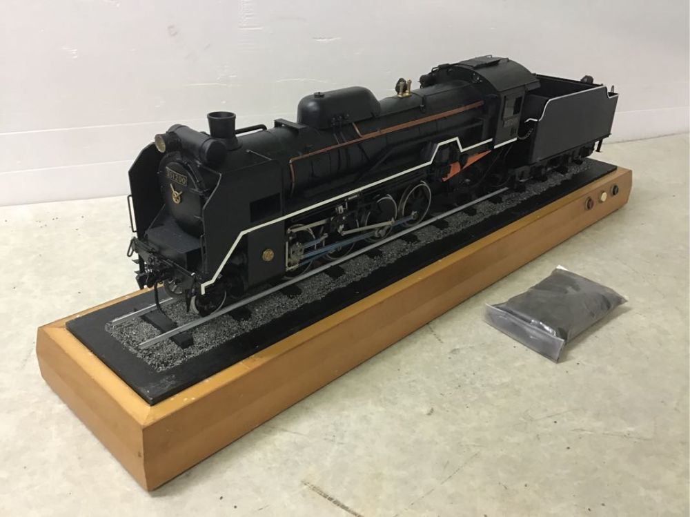 1円～ 店頭受取限定 詳細不明 D51 200 蒸気機関車 ガラスケース付き