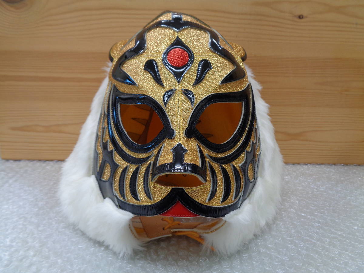 直接引取OK！ 初代タイガーマスク サイン入り 新品保管品 マスク