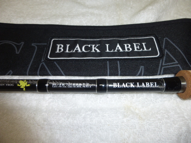 ダイワ ブラックレーベル | DAIWA バスロッド ブラックレーベル(ロッド)｜DAIWA LG ダイワ(DAIWA) - ロッド BLACK LABEL トラベル ダイワの人気バスロッドシリーズ「25ブラックレーベル」の全22機種の S61L 房総ダム湖の旅人