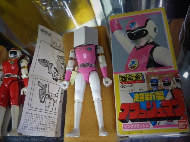 全５色 完品含 超新星フラッシュマン 全種フルセット 開封新古品含 ピンクフラッシュ等 バンダイ製 ポピー超合金 ポピニカ 超合金 売買されたオークション情報 Yahooの商品情報をアーカイブ公開 オークファン Aucfan Com