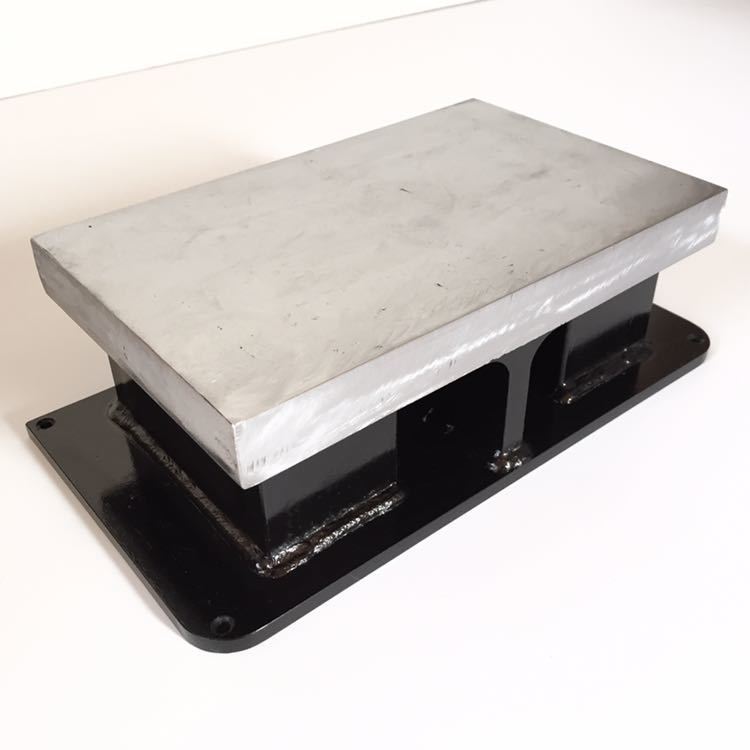 低価，SALE 作業台 約23kg SN490B SS400 鉄 彫金 卓上 アンビル 金床 DIY 机 金属加工 ハンマー台 叩き台 模型 レザー 皮 溶接 細工(作業台)｜売買されたオークション情報、yahooの商品情報をアーカイブ公開 - オ 作業台