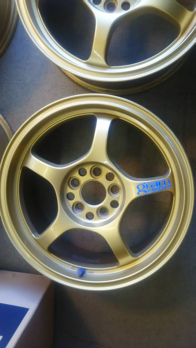 グラムライツ PCD100 16インチ 57S RAYS 0 4H 軽量 1 7j 希少 ハブ径約 レイズ 7J 人気ホイールRAYS プリウス