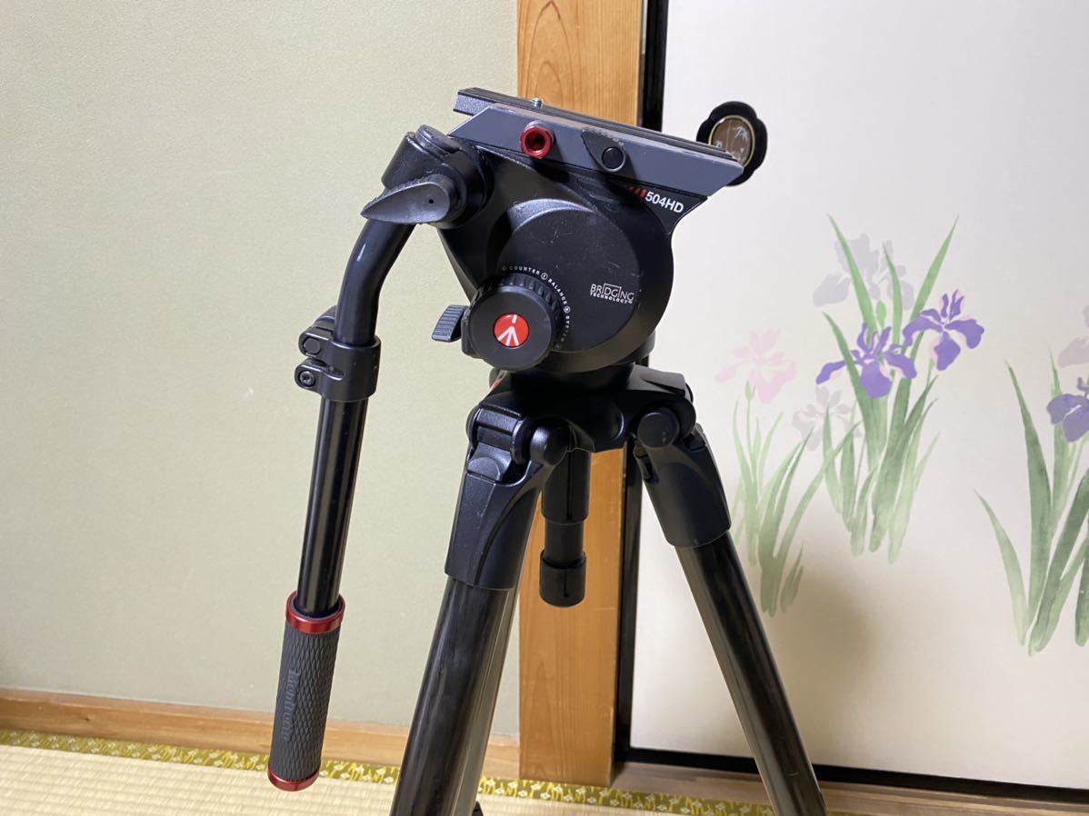 Manfrotto 3段 マンフロット + カーボンファイバー三脚 イタリア製