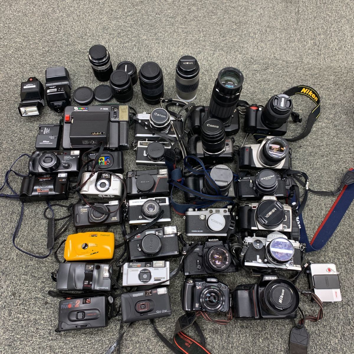 【まとめ売り】フィルムカメラ　キャノン　ミノルタ　オリンパス　4個セット ○カメラまとめて MINOLTA ミノルタ Canon キャノンOLYMPUS オリンパス