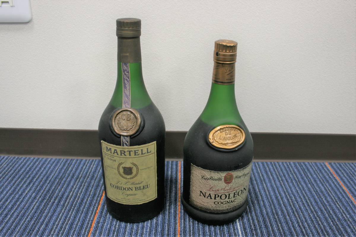 MARTELL Cordon Bleu & Cordon Noir 2本セット MARTELL Cordon Bleu & Cordon Noir 2本セット Martell Cordon Bleu