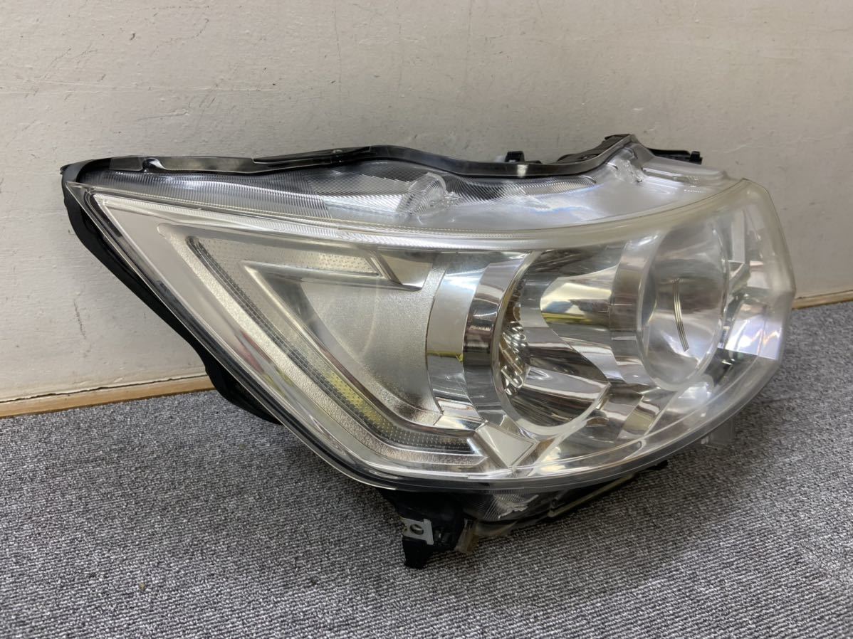 R30121 ワゴンR スティングレー MH34S MH44S 純正 ヘッドライト 右 HID