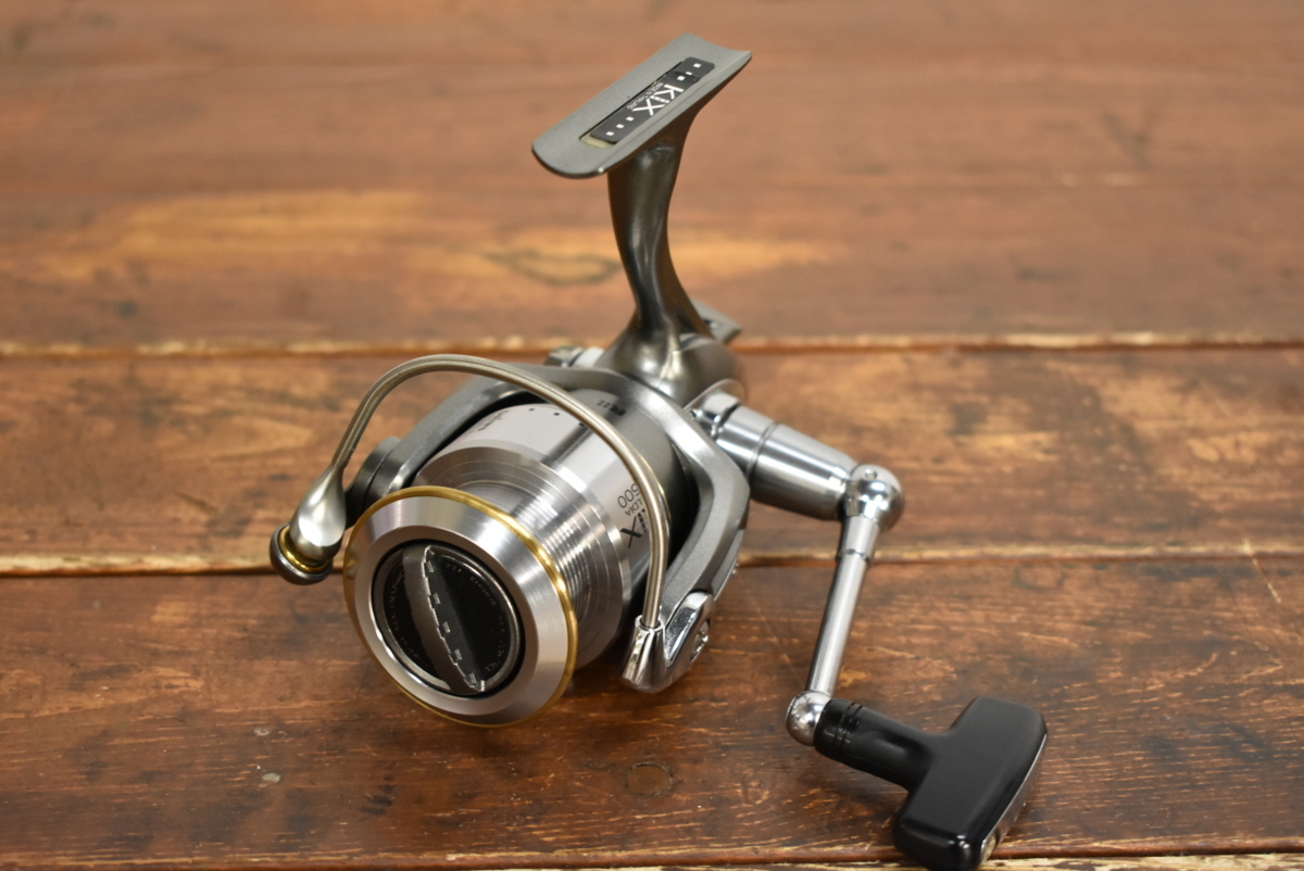 1スタ 程度良好品 ダイワ カルディア Kix 2500 Daiwa Caldia キックス スピニングリール バス シーバス エギング Ckn O1 ダイワ 売買されたオークション情報 Yahooの商品情報をアーカイブ公開 オークファン Aucfan Com