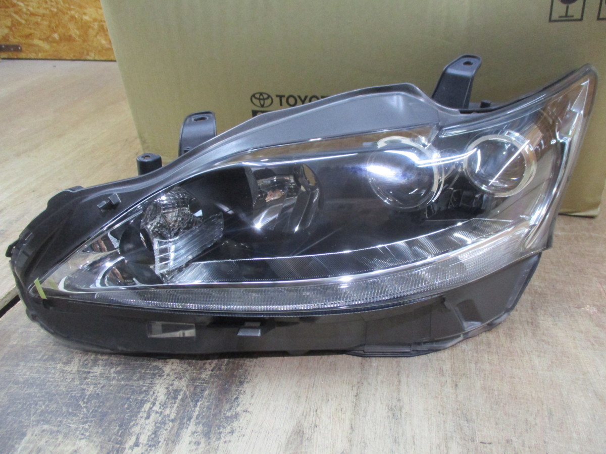 はるページです 即決 レクサス CT200H ZWA10 前期 LED 左ヘッドライト 純正 81185