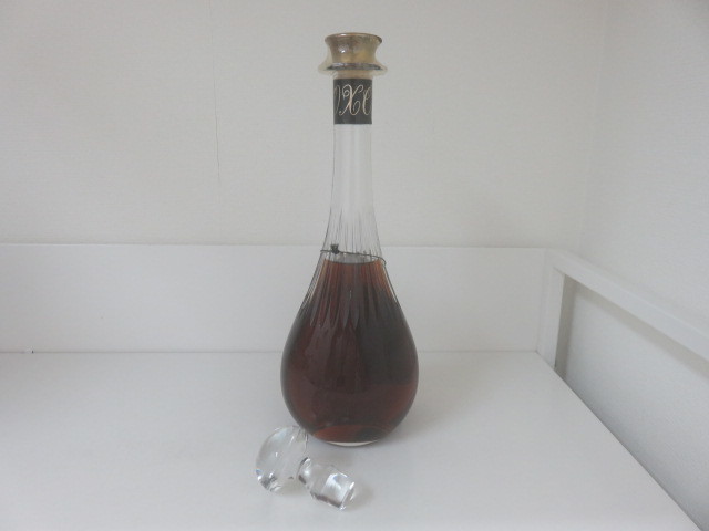 ☆未開栓☆ OTARD オタール XO サンルイクリスタルデキャンタボトル 替え栓有 700ml ★27339 オタール XO サンルイ 古酒 サンルイクリスタル サンルイクリスタルデキャンタボトル