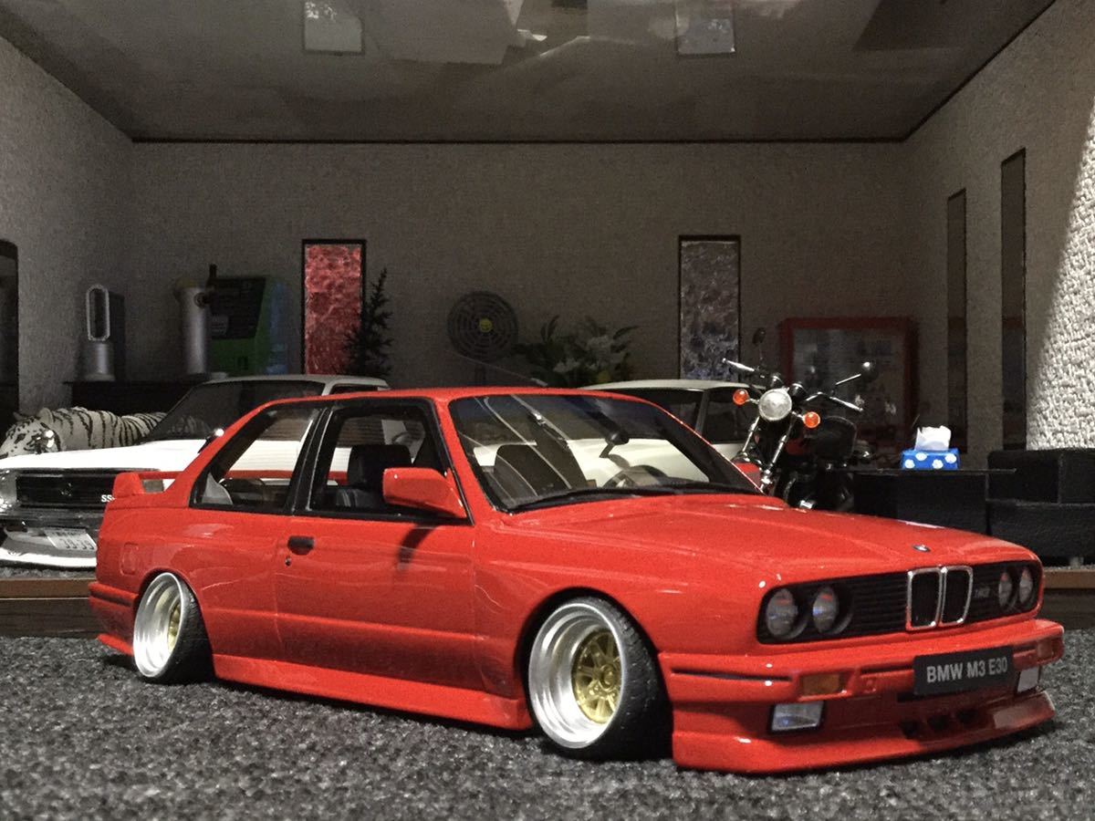 BMW E30 M3 1⁄18 - Red Model RED OTTO 1:18 Otto Convertible 325i 0