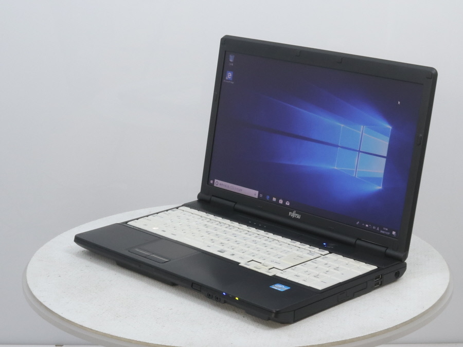 中古-非常に良い】 ノートパソコン 富士通 LIFEBOOK A572/E(FMVNA6HE