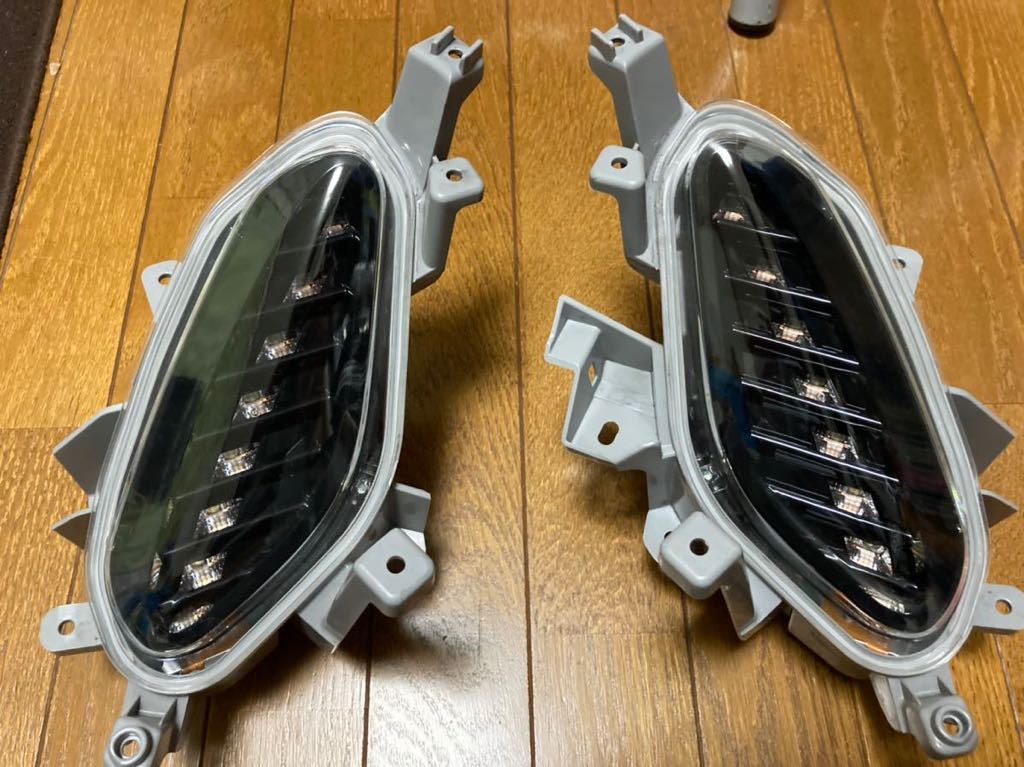 ロードスター ND LEDアクセサリーランプ マツダ純正 のパーツレビュー 