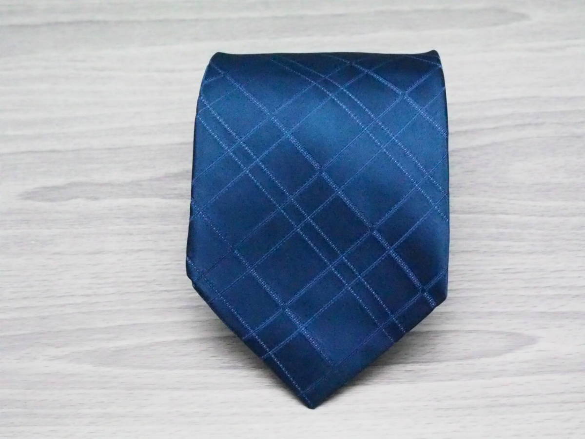 【未使用】BURBERRY チェック ネクタイ ネイビー　シルク 美品【バーバリー BURBERRY】チェック柄 ネクタイ NAVY 紺 ネイビー
