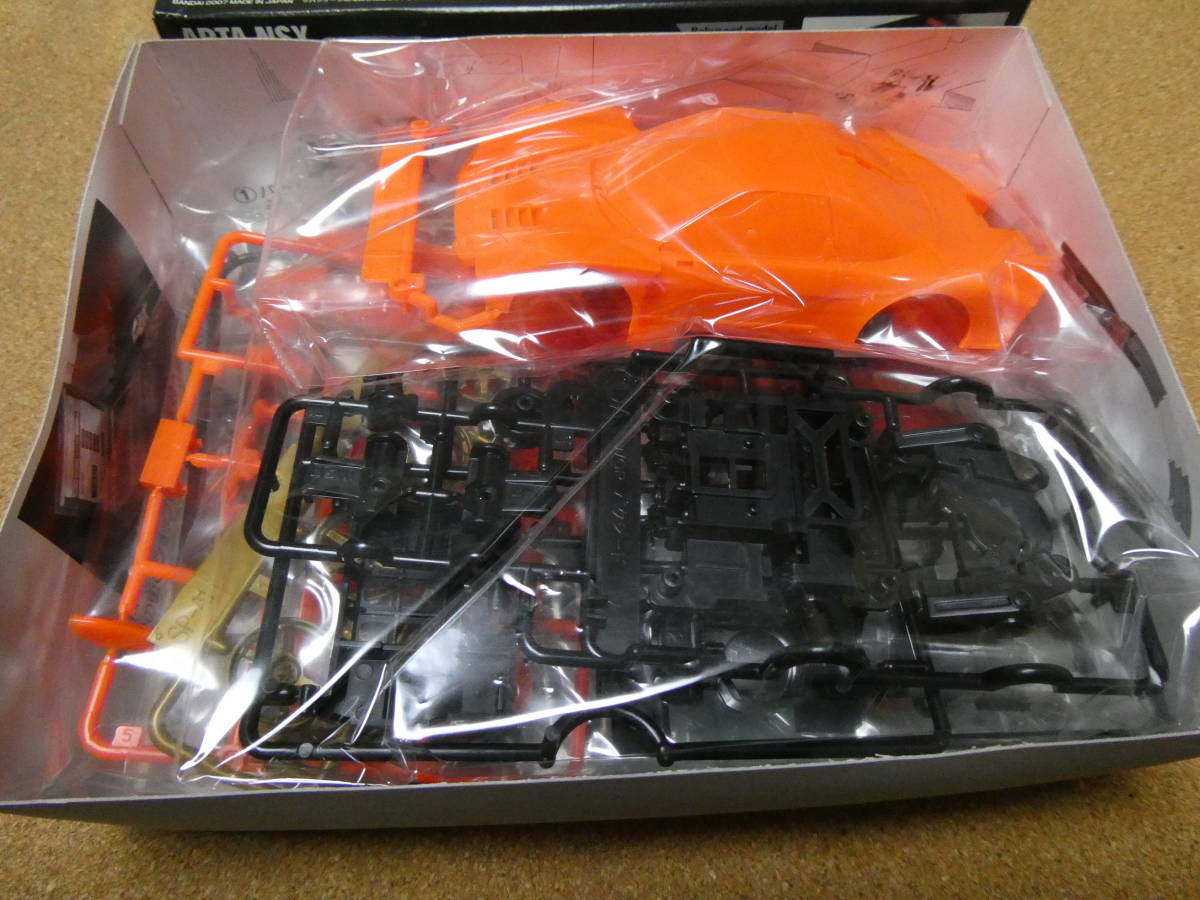 バンダイ バクシード ARTA NSX 未組立て 2007年カラー ミニ四駆 絶版